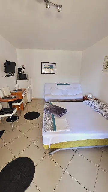 Primošten Studio Apartment for 3 with Terrace