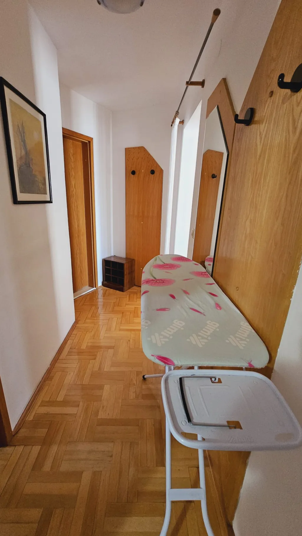 Primošten 3-Bedroom Apartment for 7 Guests