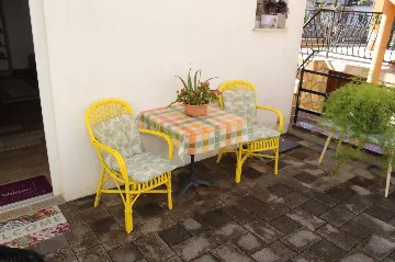 Urban Studio Haven with Parking, Vodice