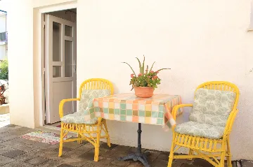 Urban Studio Haven with Parking, Vodice