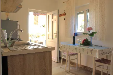 Urban Studio Haven with Parking, Vodice