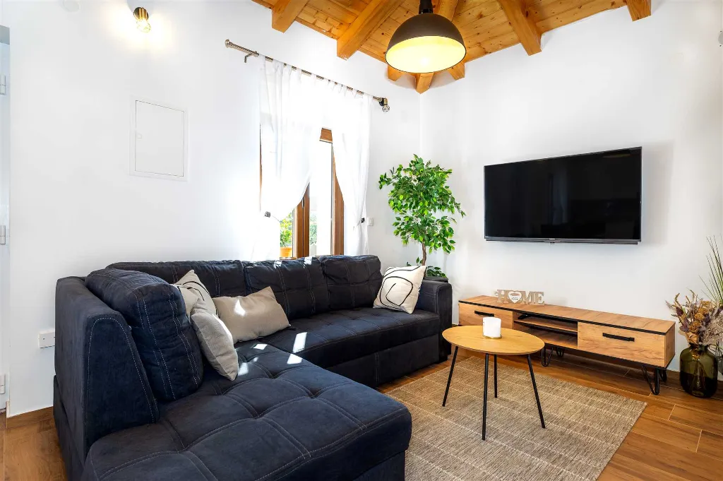 2-Bedroom Holiday House in Čista velika for 6