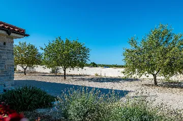 2-Bedroom Holiday House in Čista velika for 6