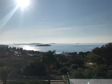 Apartment with Sea-View Terrace in Primošten