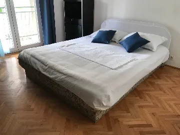 3-Bedroom Apartment in Primošten for Up to 7