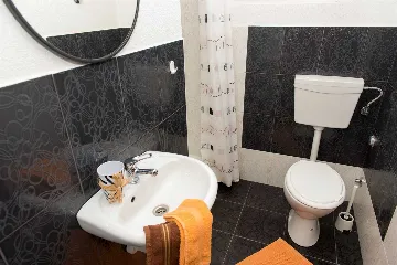 Croatia 1-Bedroom Apartment for up to 4 Guests