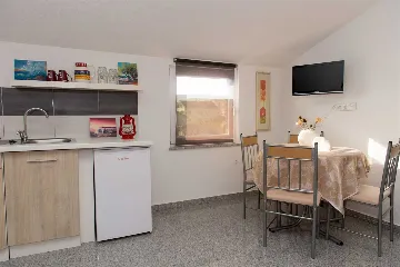 Croatia 1-Bedroom Apartment for up to 4 Guests