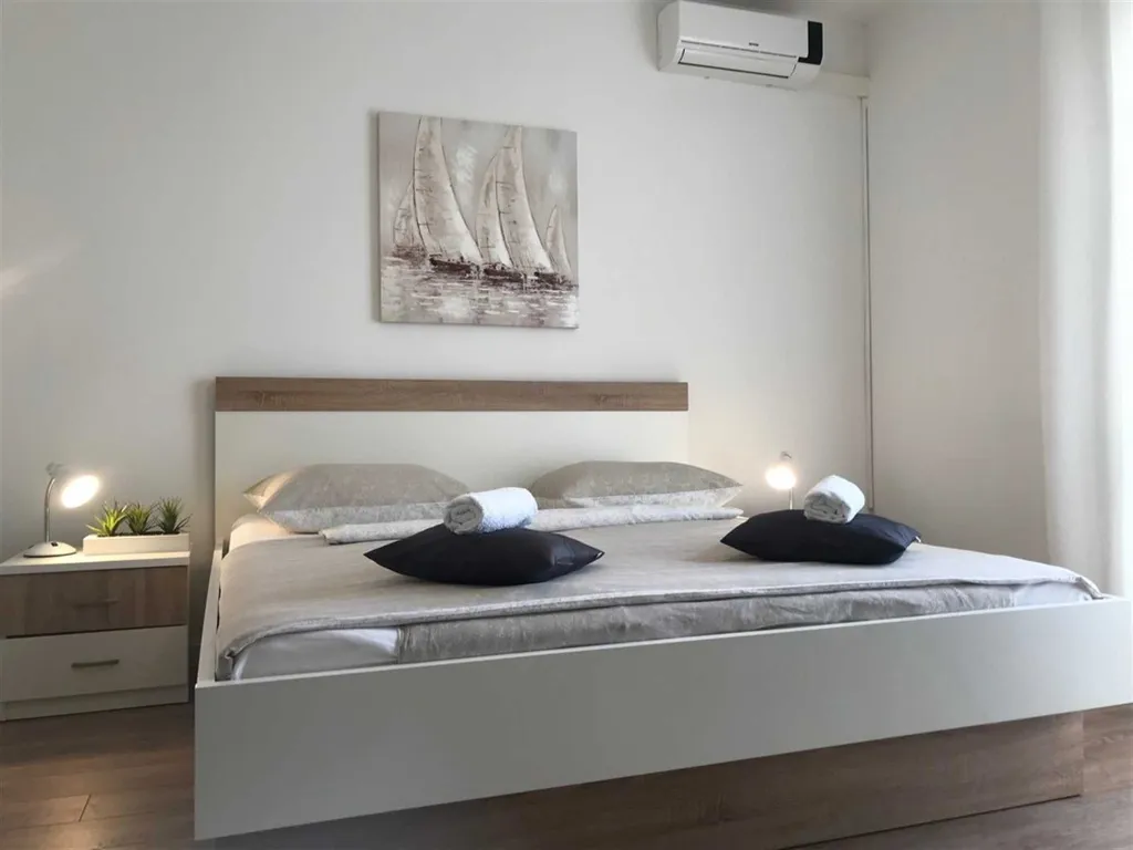 Vodice Room for 2 Guests, 100 m to the Beach