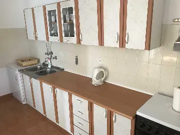 Primošten 4-Bedroom Apartment for Up to 8 Guests