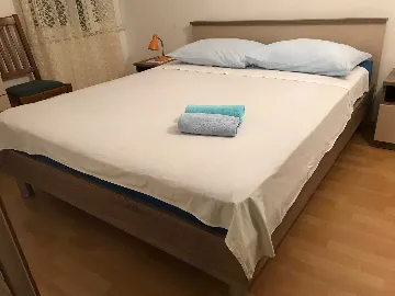 1-Bedroom Apartment for 4 Guests in Vodice