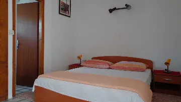 Vodice Studio Apartment for 2 Guests with Terrace