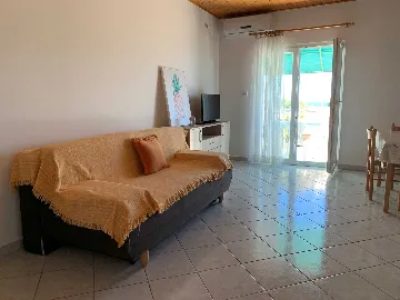 One-Bedroom Apartment for 3 Guests in Vodice