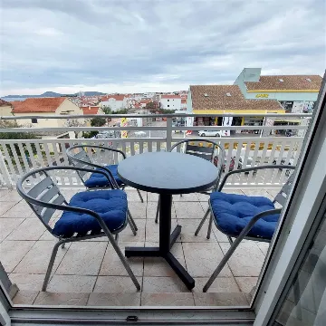 Vodice 1-Bedroom Apartment with Balcony for 3 Guests