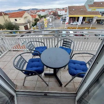 Vodice 1-Bedroom Apartment with Balcony for 3 Guests