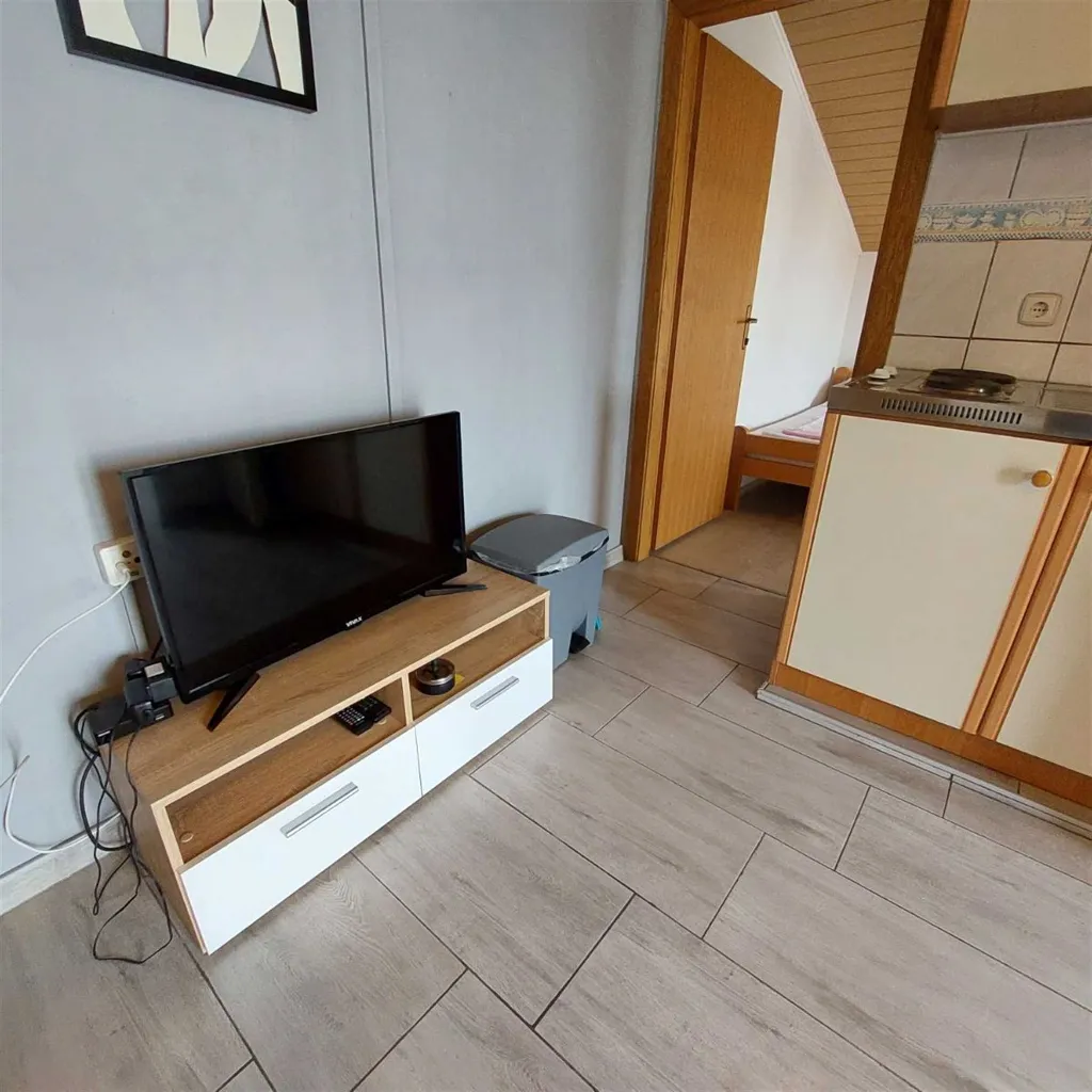 Vodice 1-Bedroom Apartment with Balcony for 3 Guests