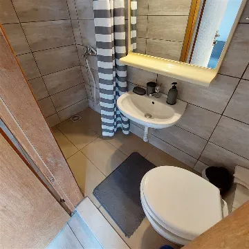 Vodice 1-Bedroom Apartment with Balcony for 3 Guests