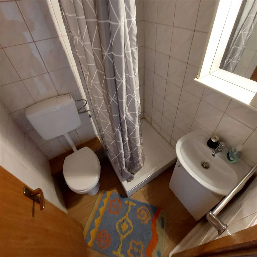 Vodice 1-Bedroom Apartment for 3 Guests with Balcony