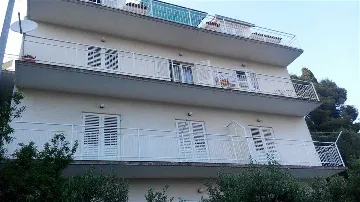 2-Bedroom Apartment with Sea View in Primošten