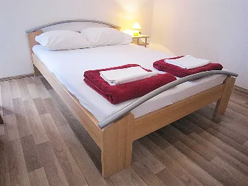 Vodice 1-Bedroom Apartment for Up to 4 Guests