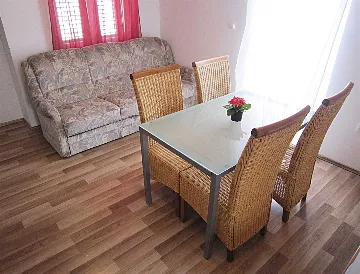 Vodice 1-Bedroom Apartment for Up to 4 Guests