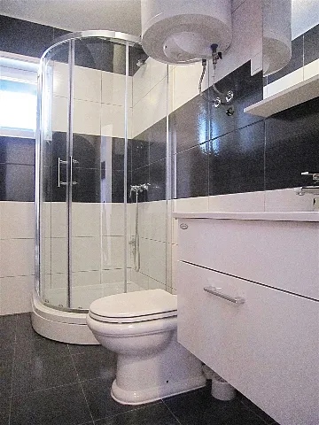 Vodice 1-Bedroom Apartment for Up to 4 Guests