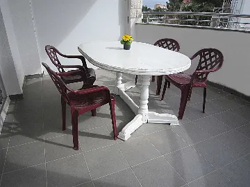 Vodice 1-Bedroom Apartment for Up to 5 Guests