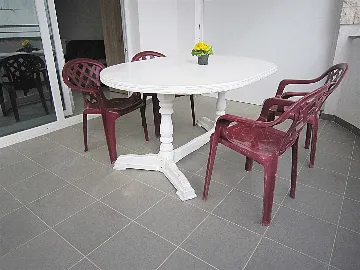 Vodice 1-Bedroom Apartment for Up to 5 Guests