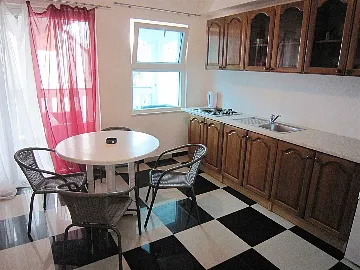 Vodice 1-Bedroom Apartment for Up to 5 Guests