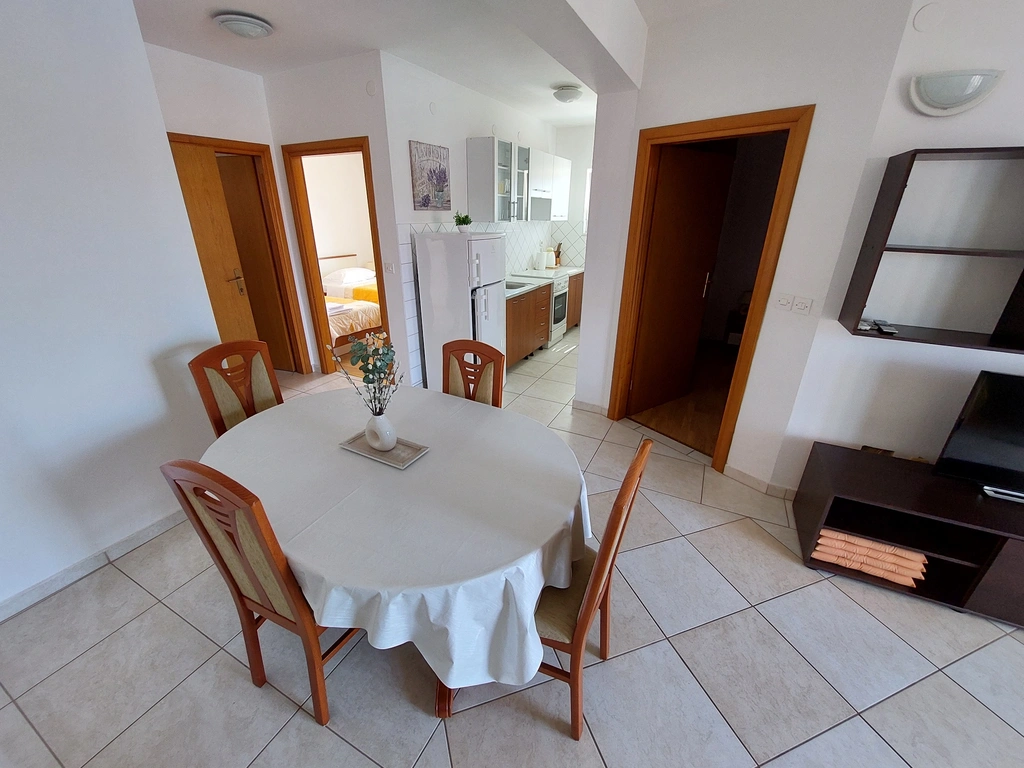 Apartment in Primošten for 1 Guest