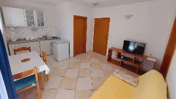 1-Bedroom Apartment in Primosten for Up to 3