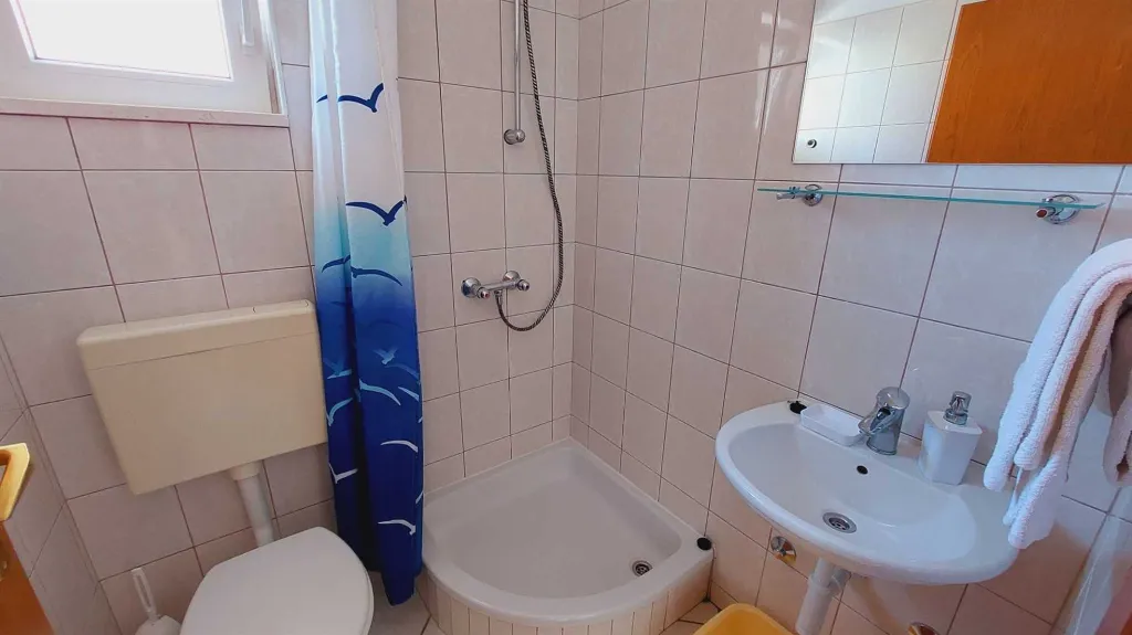1-Bedroom Apartment in Primosten for Up to 3
