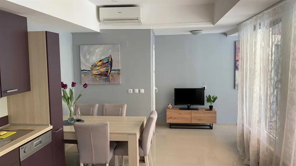 2-Bedroom Apartment in Primošten, Croatia