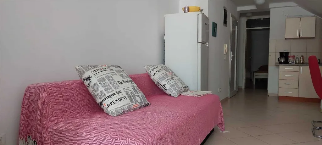 1-Bedroom Apartment in Tribunj for Up to 4 Guests