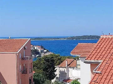 3-Bedroom Apartment with Sea View in Primošten