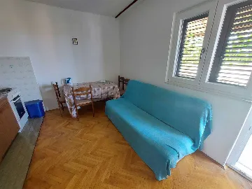 3-Bedroom Apartment with Sea View in Primošten