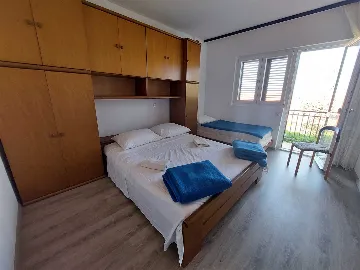3-Bedroom Apartment with Sea View in Primošten