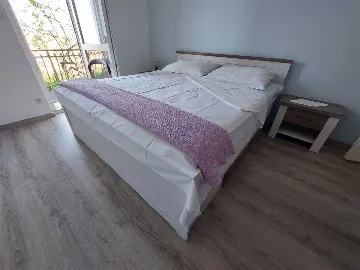 3-Bedroom Apartment with Sea View in Primošten