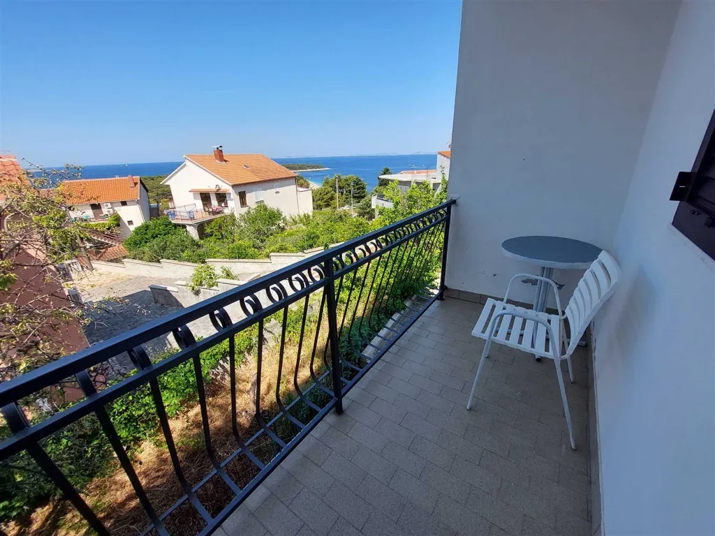3-Bedroom Apartment with Sea View in Primošten