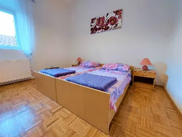 Holiday house in Siverić for up to 8 guests