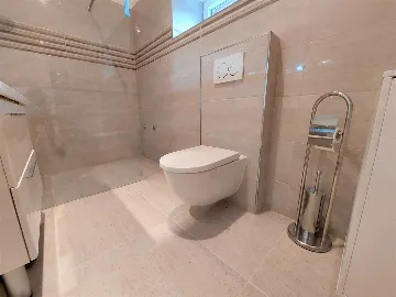 Holiday house in Siverić for up to 8 guests