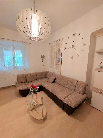 Holiday house in Siverić for up to 8 guests