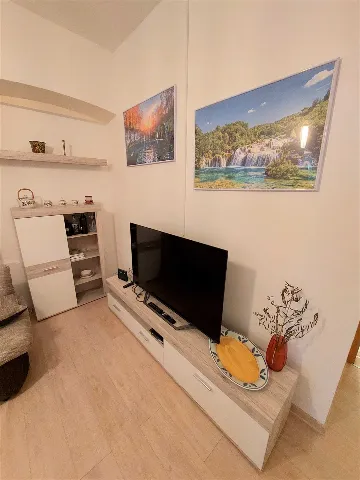 Holiday house in Siverić for up to 8 guests