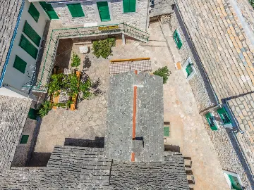 3-Bedroom Holiday House in Primošten, Croatia (Up to 10)