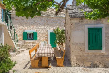 3-Bedroom Holiday House in Primošten, Croatia (Up to 10)