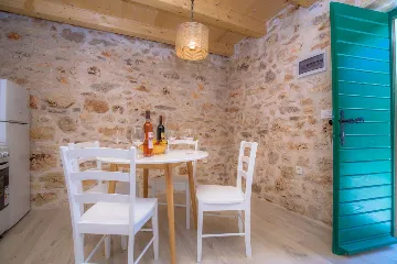 3-Bedroom Holiday House in Primošten, Croatia (Up to 10)