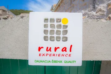 3-Bedroom Holiday House in Primošten, Croatia (Up to 10)