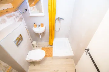 3-Bedroom Holiday House in Primošten, Croatia (Up to 10)