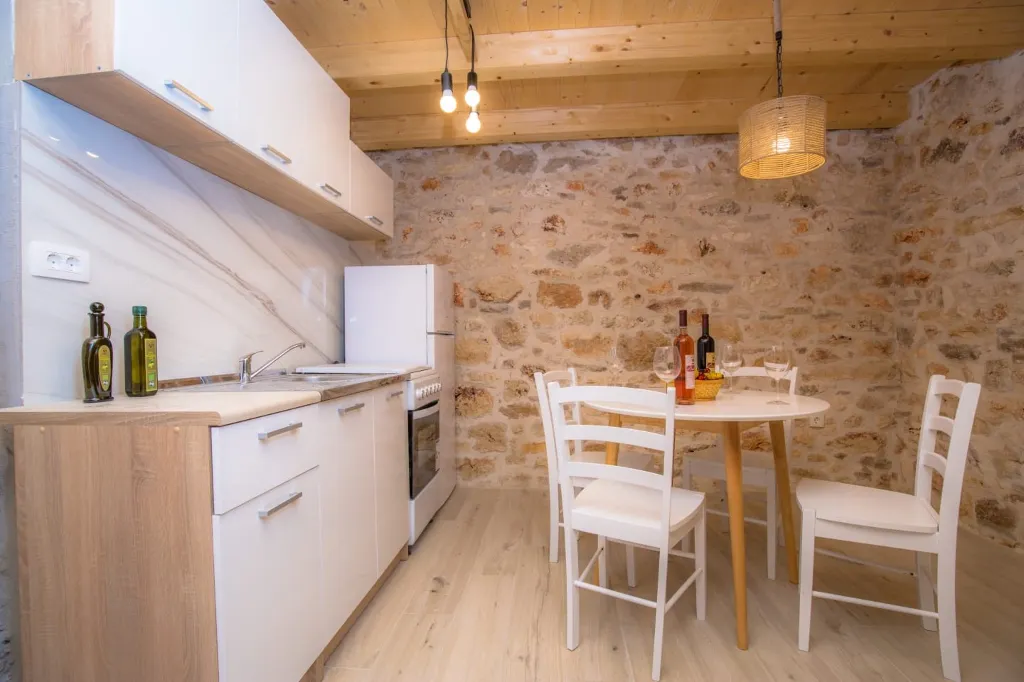 3-Bedroom Holiday House in Primošten, Croatia (Up to 10)