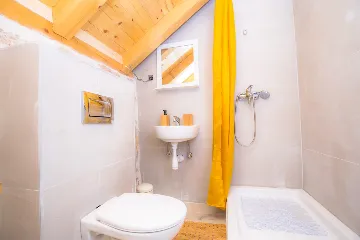3-Bedroom Holiday House in Primošten, Croatia (Up to 10)