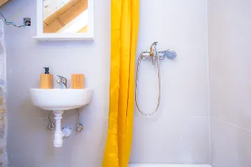 3-Bedroom Holiday House in Primošten, Croatia (Up to 10)